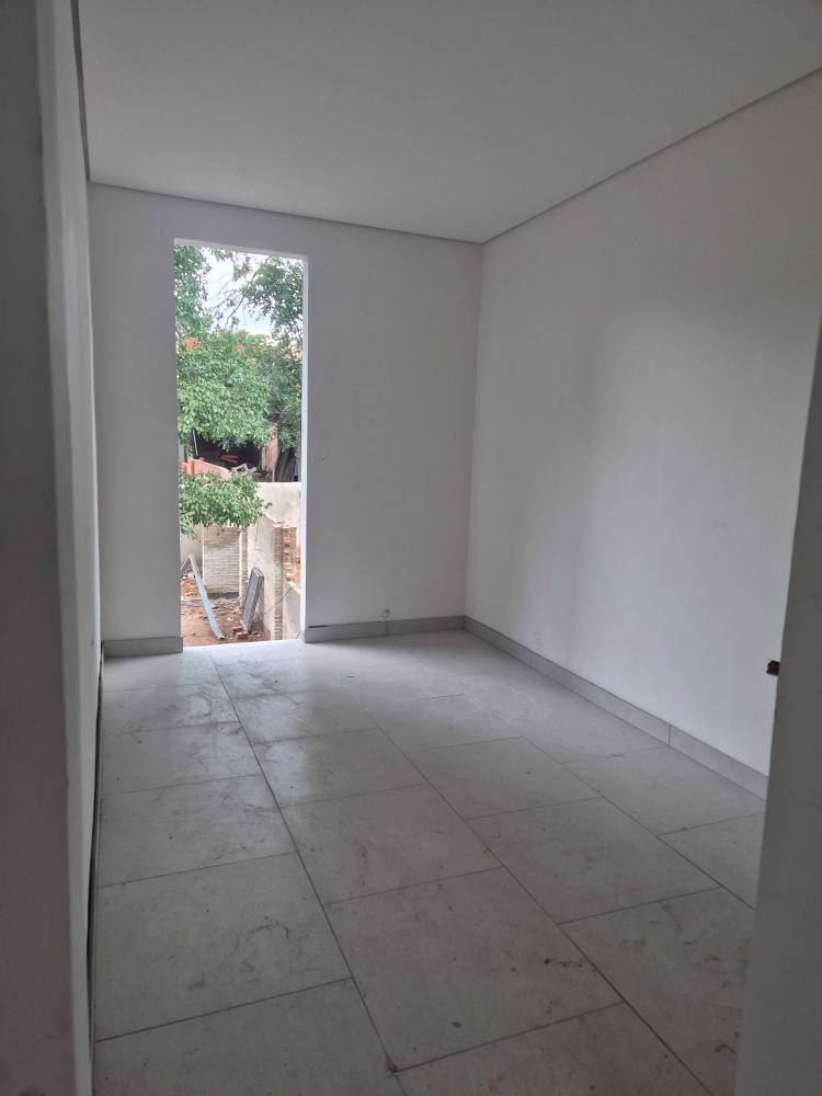 Duplex Lambaré — Dormitorio secundario