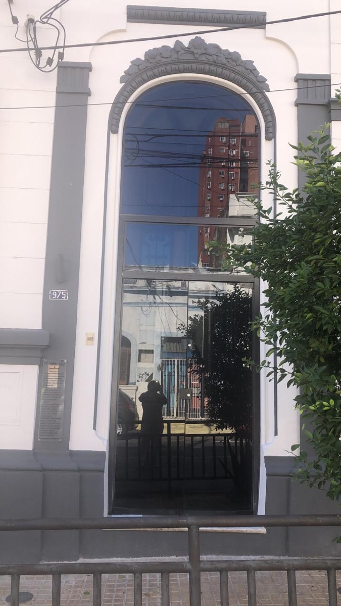 Guardería Ministerio de Economía — Fachada lateral