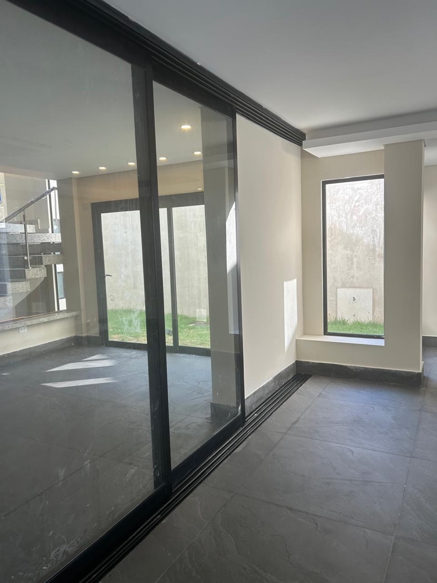 Residencia Escobardo — Interior